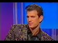 Capture de la vidéo Chris Isaak -  Live & Interviewed London 1991