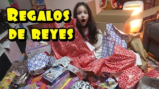 REGALOS DE REYES MAGOS!! Todo el salón lleno de regalos ALUCINANTE