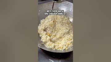 Cơm rang trứng muối phục vụ khách ở tiệc cưới sẽ như thế nào? #food #cooking #amthuc #streetfood
