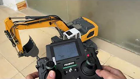 1/14 XD 945 upgrade version hydraulic excavator, upgraded to 5ch valve, sound system PL18EV remote