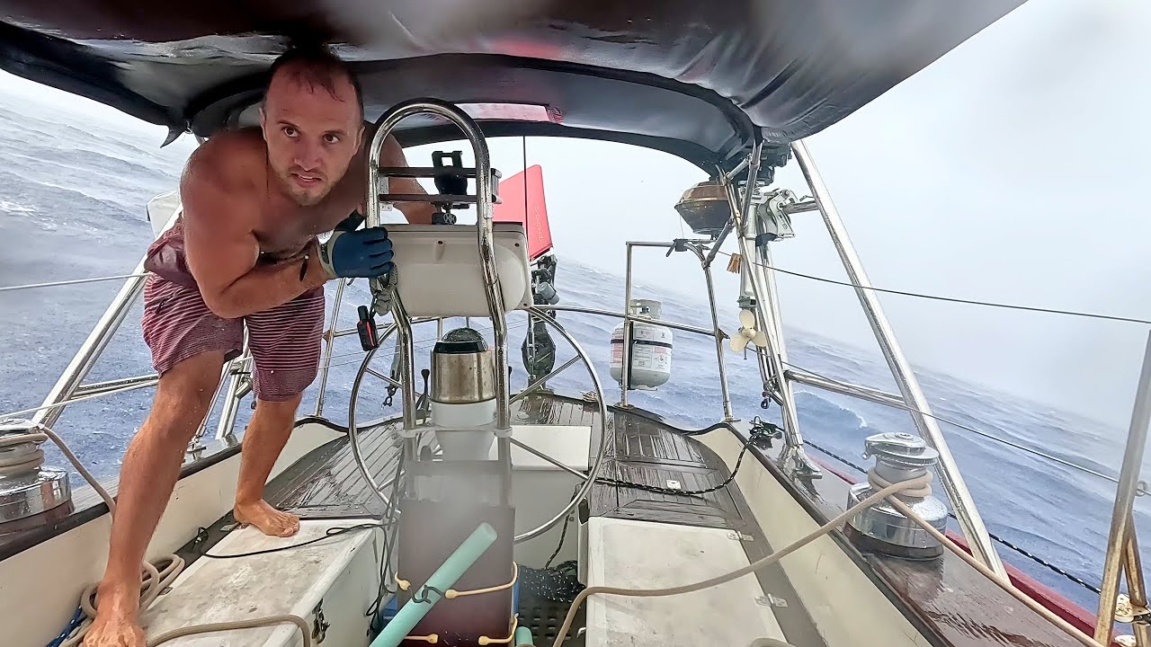 Реалии одиночного плавания в открытом море (штормы и затишье) Эпизод 43