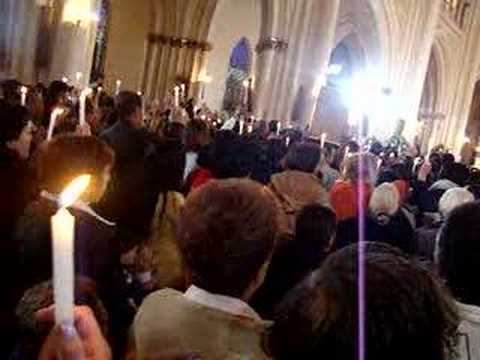 Padre Chucho en la Iglesia de Lourdes Bogota