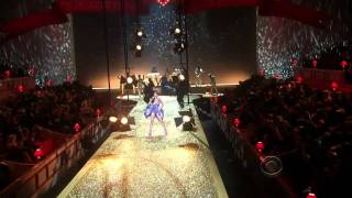 Video thumbnail of "Katy Perry - Firework Live at The Victorias Secret Fashion Show 2010 (Full HD)"