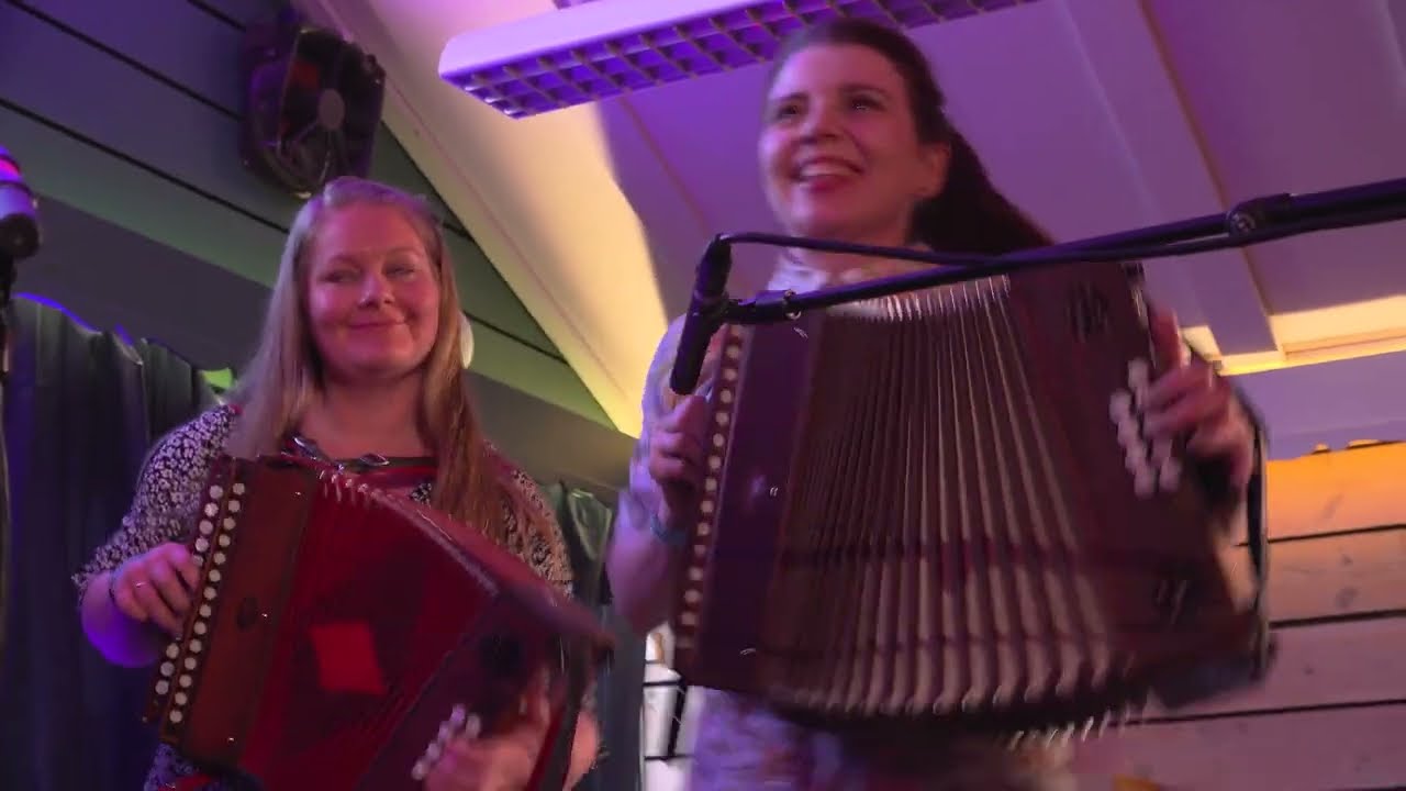 Småradarane i finale - 