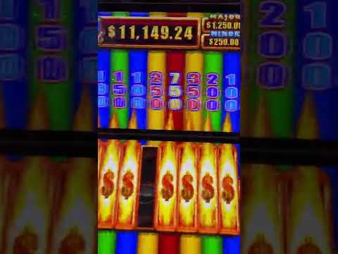Echo & The Bunnymen - "Killing Moon" : Agua Caliente Casino - Rancho Mirage, CA (June 14, 2024)
