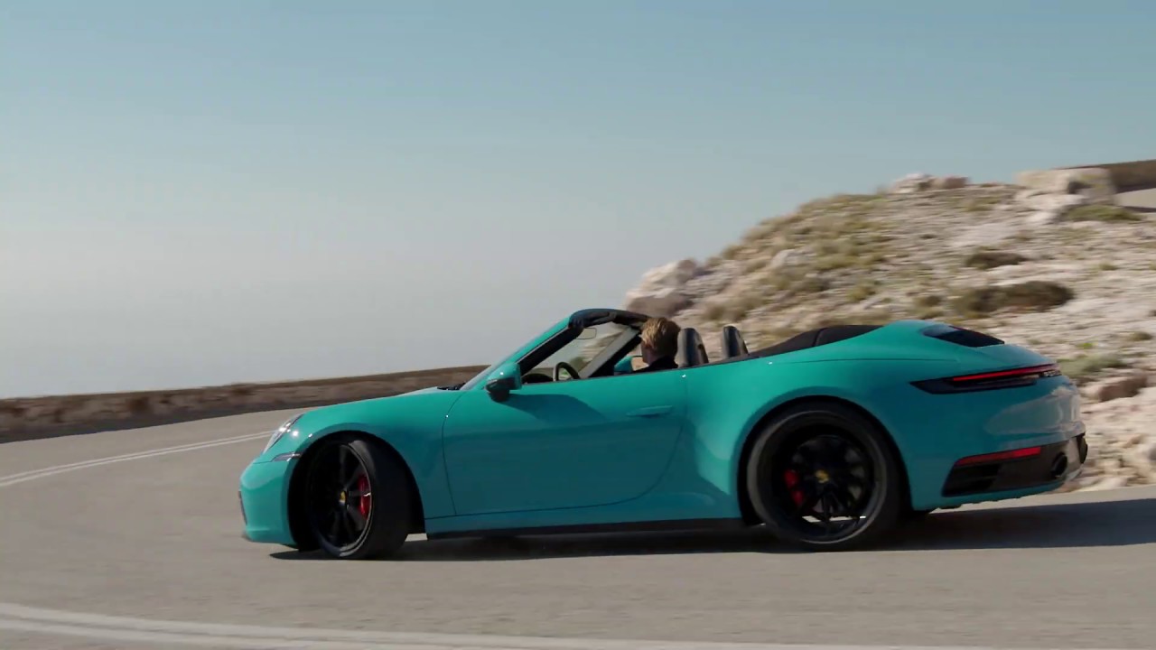 Porsche 911 (992) Carrera S Cabriolet (Miami Blue) - YouTube