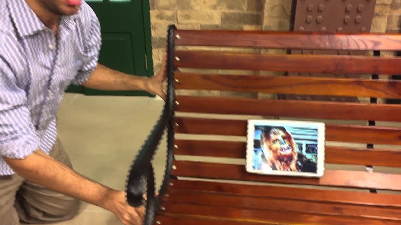 Chewbacca Sound effect Chair or human?