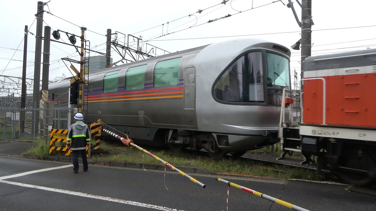 2020/09/24 JR East: Shunting of KaHaFu E26-1 by DE10 1751 at