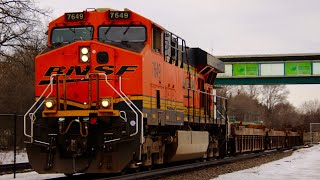 Baretable and Intermodal BNSF Train on Staples Subdivision