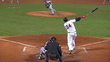 BOS@NYY: Papi lines his second RBI single to center