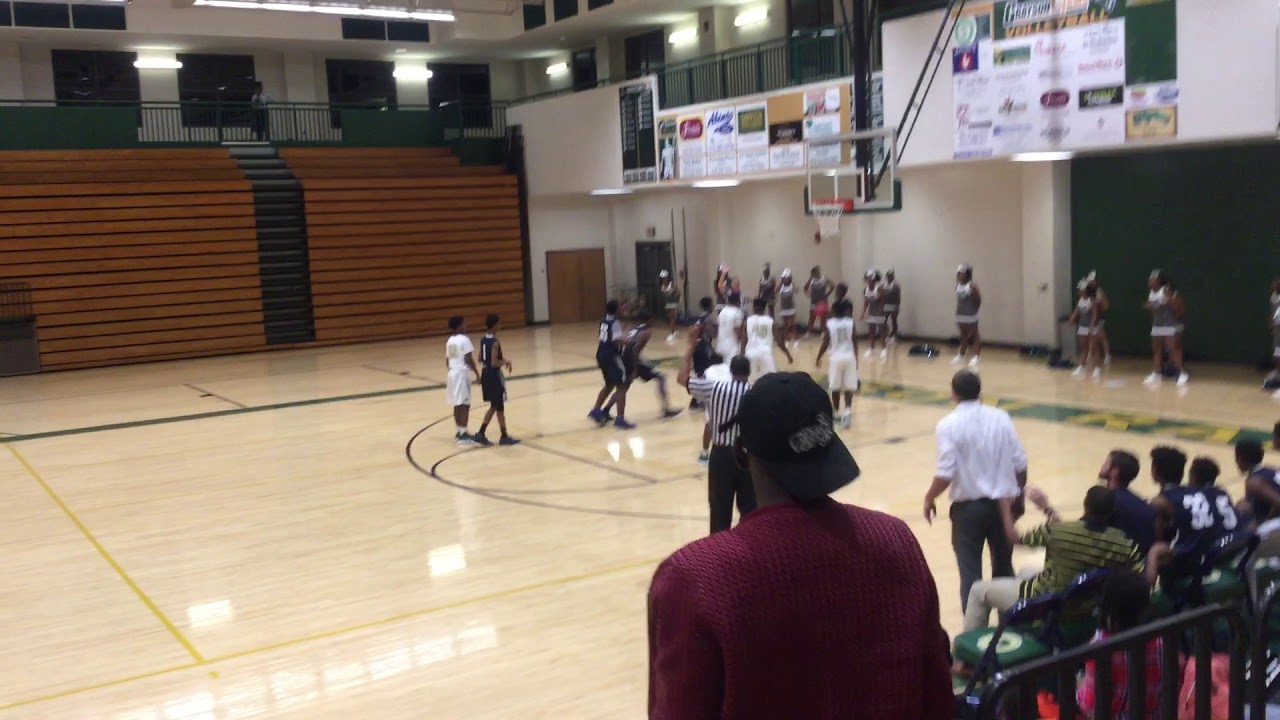 Snellville Middle School vs Couch Middle School Boys Q4 Pt8 IMG 12101