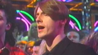 Band Aid - Do They Know It's Christmas (Live on Top of the Pops, Christmas Day 1984)