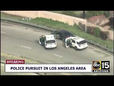 Box truck ends police pursuit in LA
