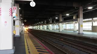 あいの風とやま鉄道521系金沢駅発車