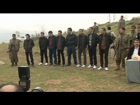 PKK'nın kaçırdığı sekiz kamu görevlisi eve döndü