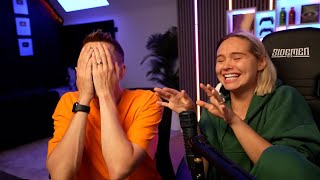 Vikkstar Likes Toes...