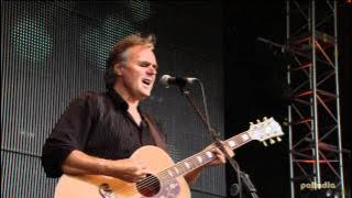 10cc - I'm Not In Love HD (Live - 2010)