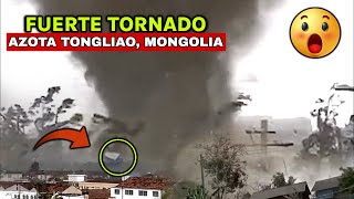 ¡INCREIBLE! FUERTE TORNADO TOCA TIERRA EN MONGOLIA CON VIENTOS DE 150KMH, CASAS Y TECHOS DESTRUIDOS