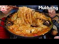 쌀쌀한 날씨엔 칼국수사리를 넣은 얼큰 칼칼한 만두전골 먹방 ! Mukbang  Dumpling Hot Pot, White Kimchi , Steamed Dumplings