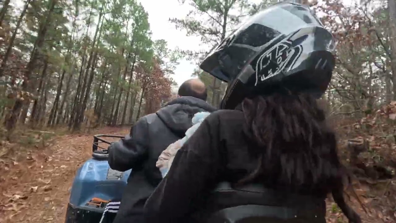 Flagpole riding with Suri part 1