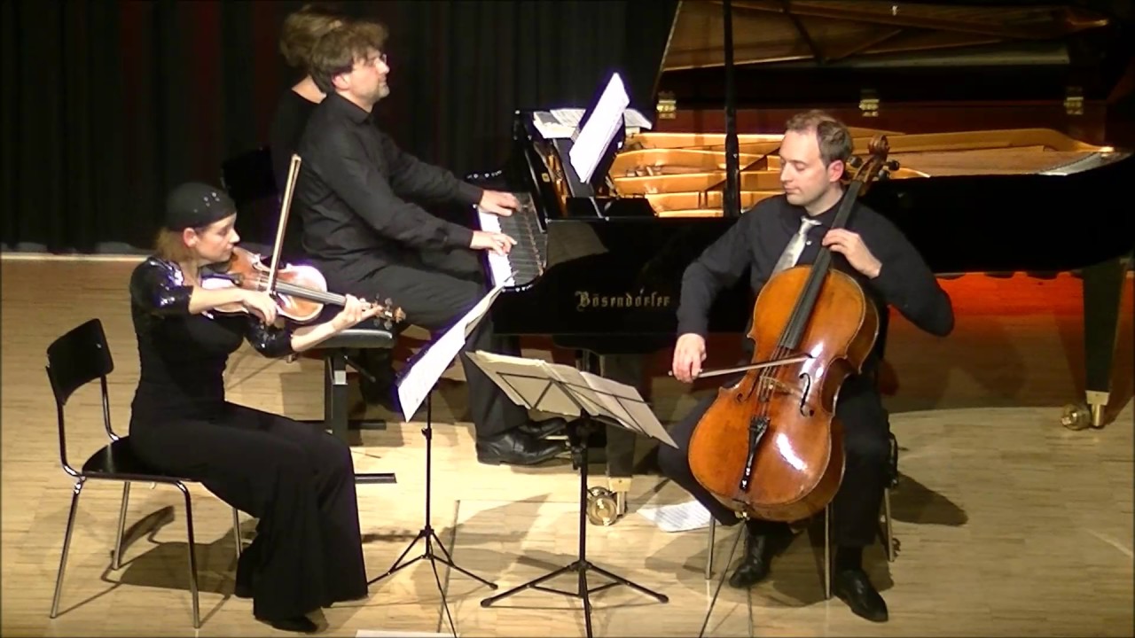 TrioVanBeethoven -  Joseph Haydn: Piano Trio in E flat major Hob. XV:29