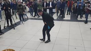 Mahmutoglu Mahmut Diyarbakir Halayi Caliyor Şi̇raz Hoca Oynuyor Super Halay 2020 Sow