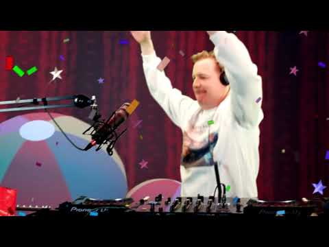 Sunday Feest Service IX Recap