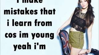 Video thumbnail of "Young-Tulisa lyrics"