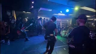 The Sabotage - Hantam Prasangka Buruk (Straight Answer cover) , Live Bekasi Junction