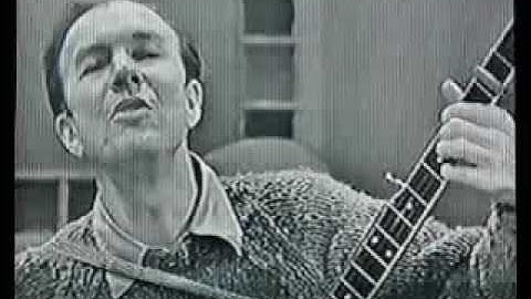 Pete Seeger shows how to play - Skip to my Lou the banjo.