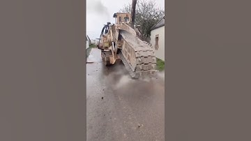 Pipeline Trenching Machine #constructionequipment #trenching #civilengineering