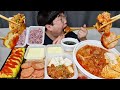 돼지푸짐김치찜..고기 추가하고 대왕계란말이..  달걀찜 소세지도 추가