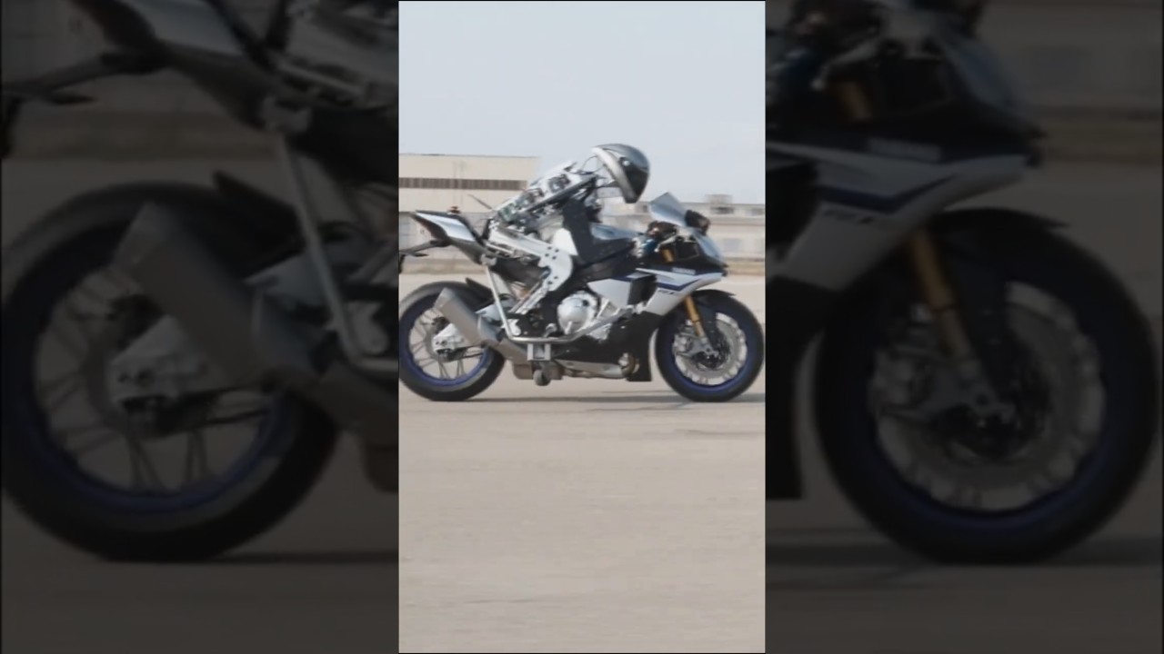 Роботы тоже могут ездить 🤯 