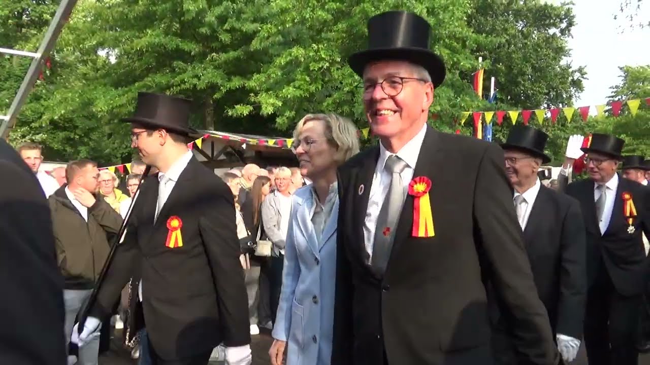 SchüWe 2025: Großer Zapfenstreich des Bürger- und Junggesellenschützenvereins Ahaus 1482/1606 e.V.