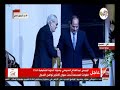 الفريق يوسف عفيفي يهدى الرئيس السيسي كتاب أبطال الفرقة 19 مقاتلون فوق العادة
