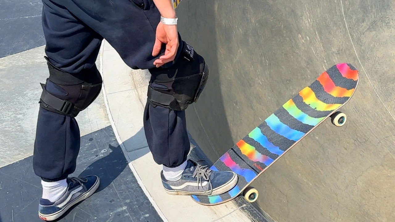 Skater Goes Higher And Farther Than The Rest at MASSIVE SKATEPARK