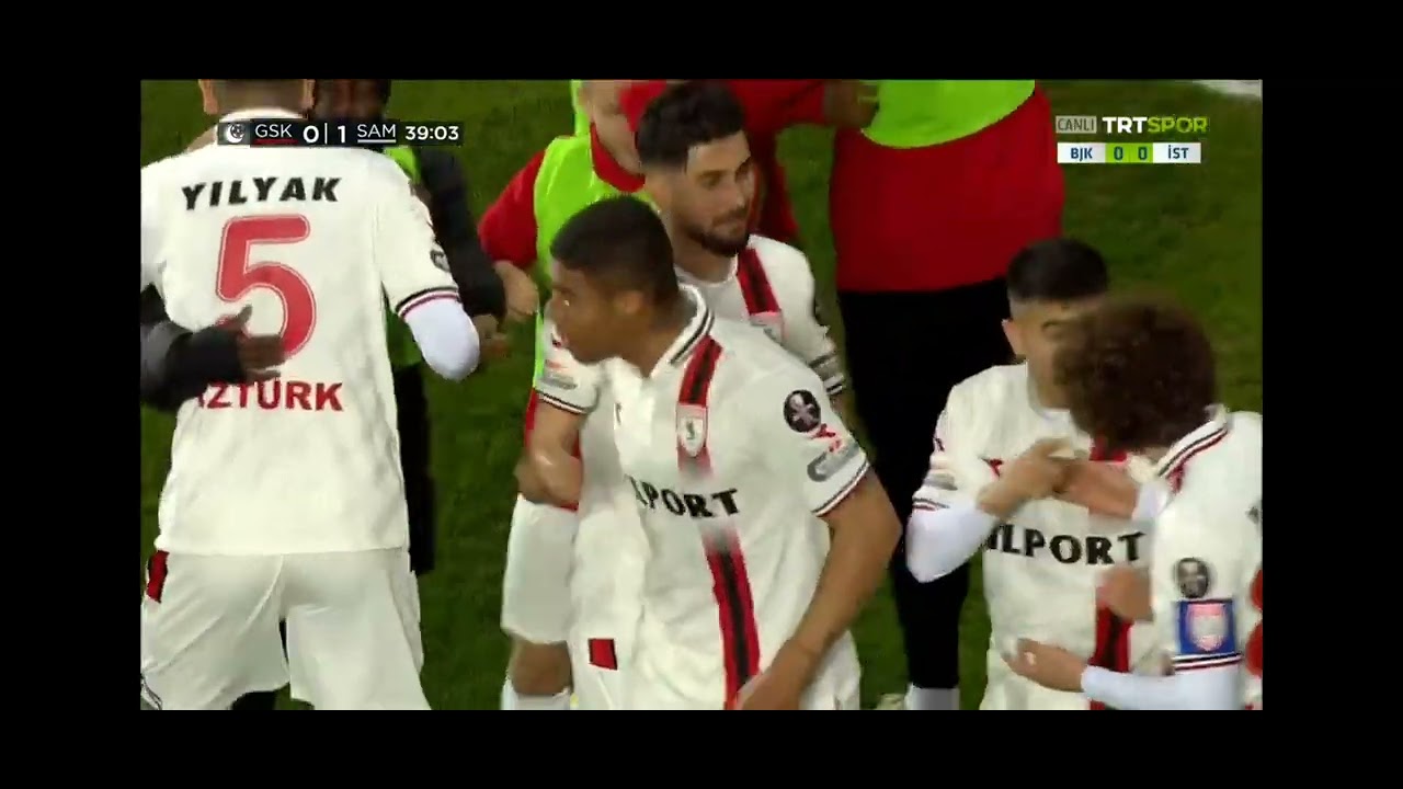 Douglas Tanque'nin Gençlerbirliği ağlarına gönderdiği nefis frikik golü ❤🤍