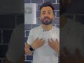 هو فعلا في مصاصين دماء عايشين معانا