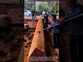 神業!老職人が巨大な斧で高級木材を削り出す 🪓 MASTER Axe Skill: Massive Rosewood #shorts #woodworking #職人
