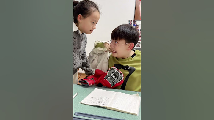 张三坑“医生”想去远点地方玩！只好派出老二送走他！#四小只吖 #日常 #搞笑 #搞笑家庭 #姐弟 #家庭生活
