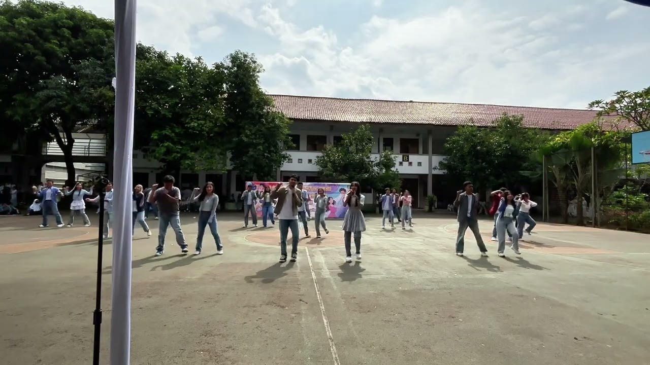 Beats and Dream Kelas XII B 2 1 #pentasseni  #musik #tari #smanlita #sman5kotang