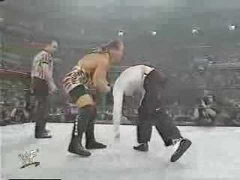 Jeff Hardy VS. Rob Van Dam (WCW Invasion) Part 1