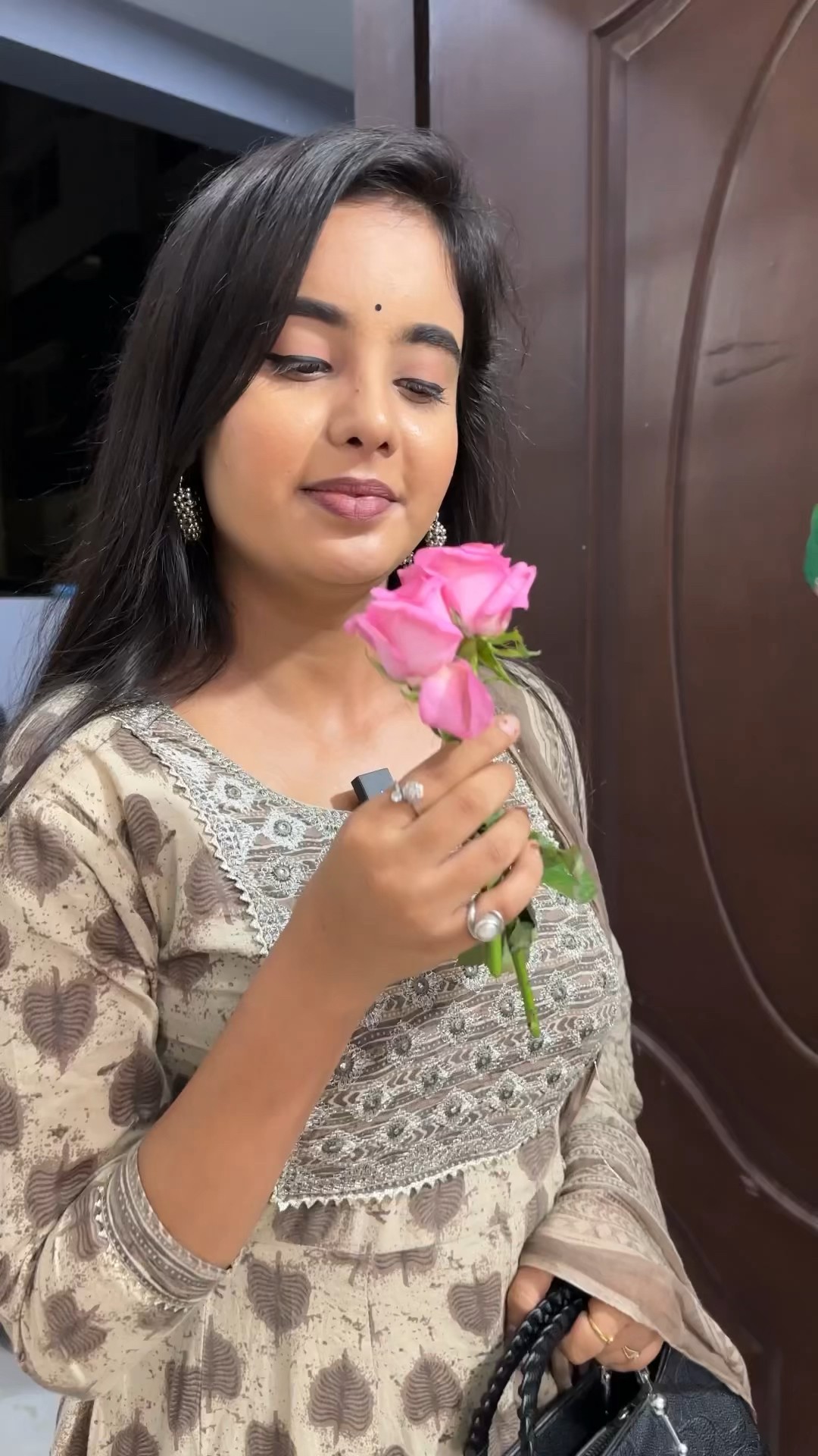 Phool kisne diya…? #payalpanchal #shorts
