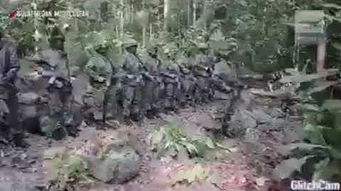 ‏صلاة الخوف قد ربما البعض اول مره يفهم معنى الآيات الكريمة من 101 إلى 103 من سورة النساء #صلاة_الخوف