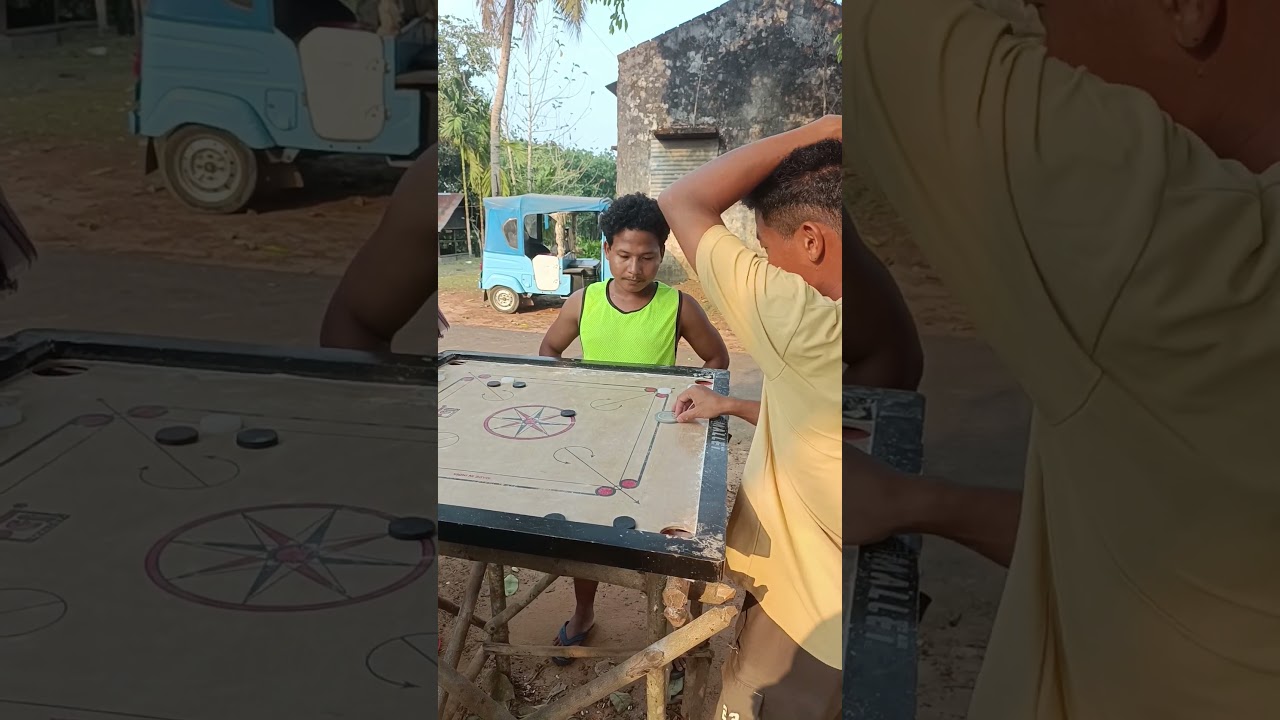 khuni carrom board Pro player