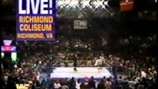 1994.07.04 Raw - (Fake) Undertaker vs Mike Bell; Bearer confronts.avi
