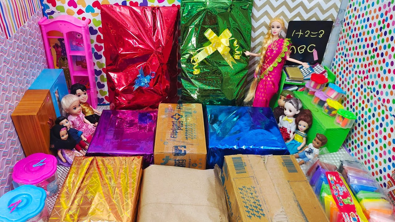 Tuition Miss கொடுத்த Gifts open பண்ண போறோம்