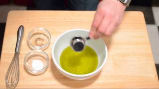 How to Make Champagne Vinagrette