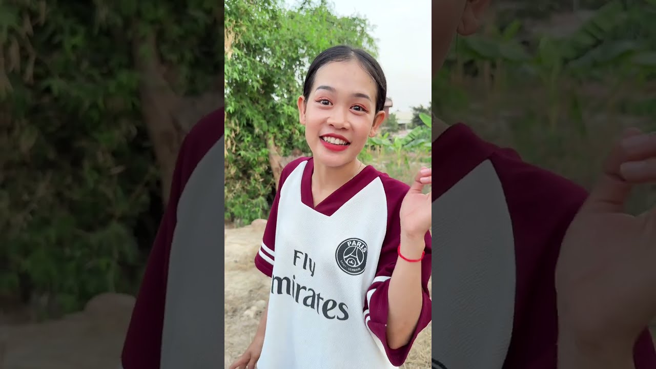 ម៉ាក់ លីកា ចែក រំលែក ក្ដី ស្រលាញ់ ដល់ក្មេងៗ ក្នុង ភូមិ  😍