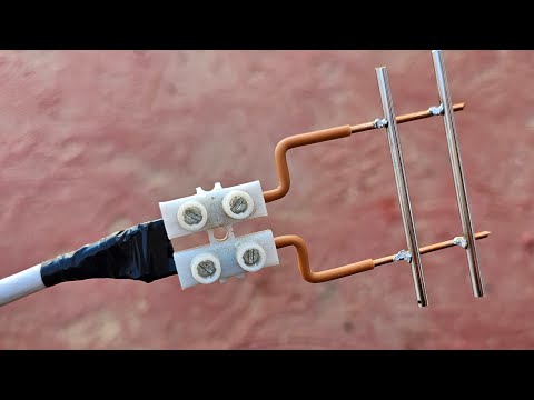 How to make a very powerful digital antenna using electric dominoes